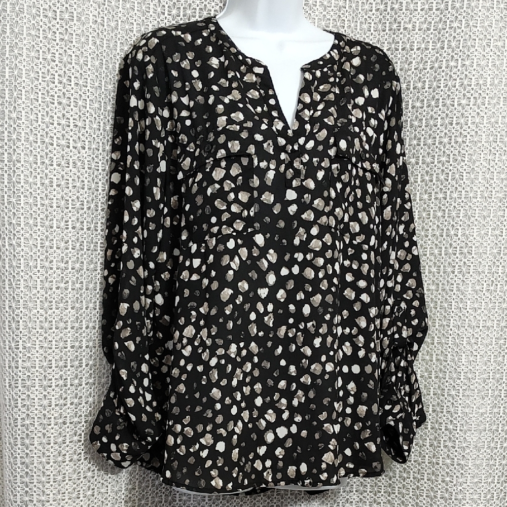 Simply Vera Vera Wang Black and Cream Blouse